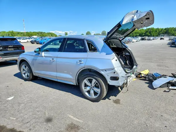 WA1BNAFY5J2162400 2018 AUDI Q5 - Image 2