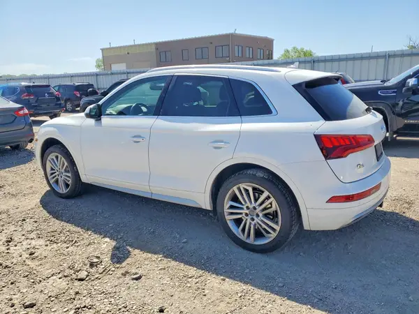WA1BNAFY5J2166608 2018 AUDI Q5 - Image 2