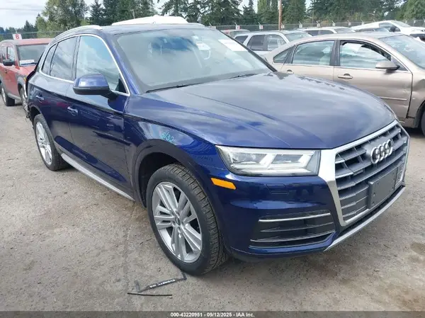 WA1BNAFY5J2167872 2018 AUDI Q5 - Image 1