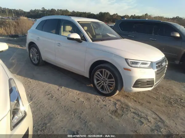 WA1BNAFY5J2188768 2018 AUDI Q5 - Image 1