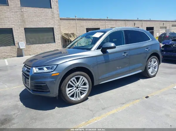 WA1BNAFY5J2191024 2018 AUDI Q5 - Image 2