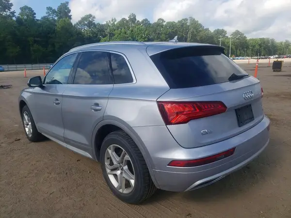 WA1BNAFY5J2198877 2018 AUDI Q5 - Image 2
