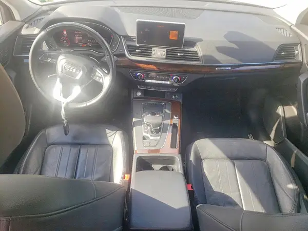 WA1BNAFY5J2198877 2018 AUDI Q5 - Image 8