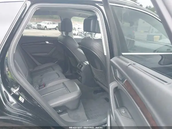 WA1BNAFY5J2204533 2018 AUDI Q5 - Image 8
