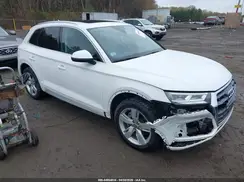 WA1BNAFY5J2208372 2018 AUDI Q5