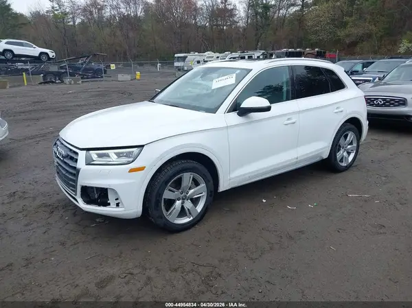 WA1BNAFY5J2208372 2018 AUDI Q5 - Image 2