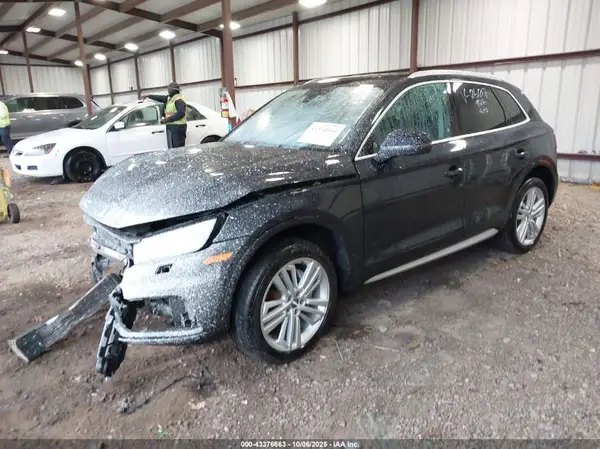WA1BNAFY5J2210607 2018 AUDI Q5 - Image 2