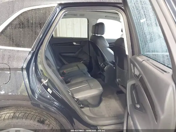 WA1BNAFY5J2210607 2018 AUDI Q5 - Image 8