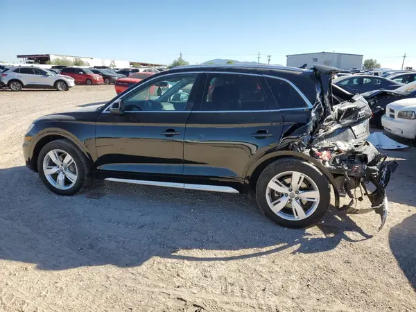 WA1BNAFY5J2212213 2018 AUDI Q5 - Image 2