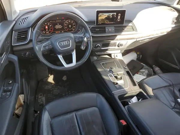 WA1BNAFY5J2212213 2018 AUDI Q5 - Image 8