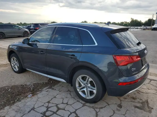 WA1BNAFY5J2222742 2018 AUDI Q5 - Image 2