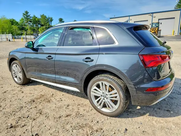 WA1BNAFY5J2226418 2018 AUDI Q5 - Image 2