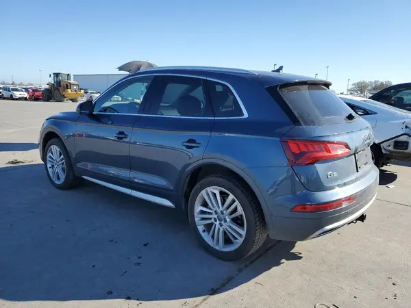 WA1BNAFY5J2228735 2018 AUDI Q5 - Image 2