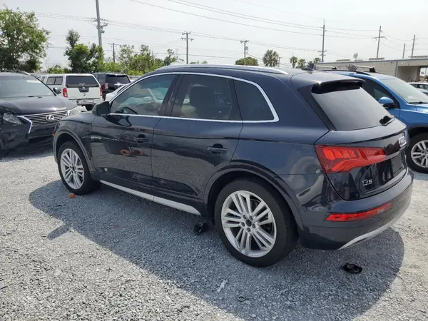 WA1BNAFY5J2229030 2018 AUDI Q5 - Image 2