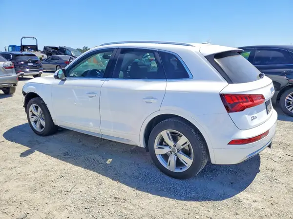 WA1BNAFY5J2235295 2018 AUDI Q5 - Image 2