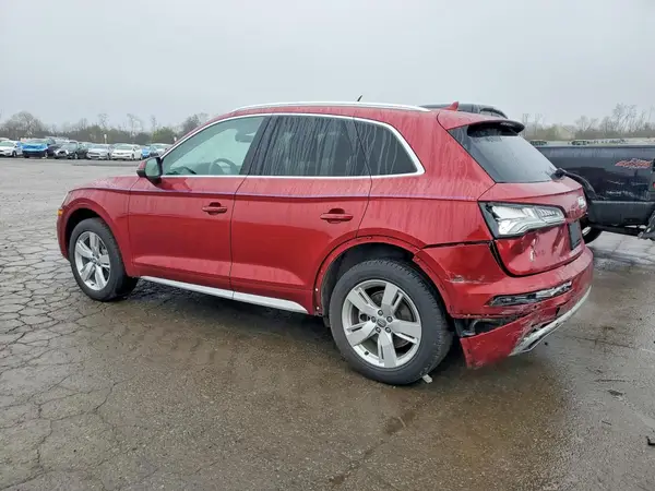 WA1BNAFY5J2242831 2018 AUDI Q5 - Image 2
