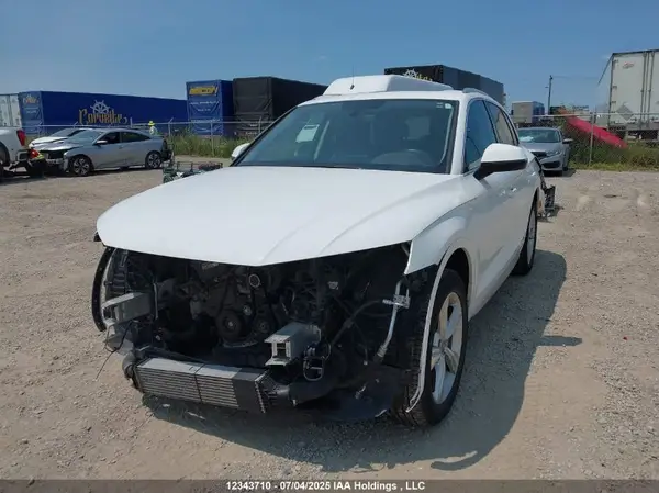 WA1BNAFY5J2244708 2018 AUDI Q5 - Image 2