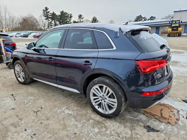 WA1BNAFY5J2246474 2018 AUDI Q5 - Image 2