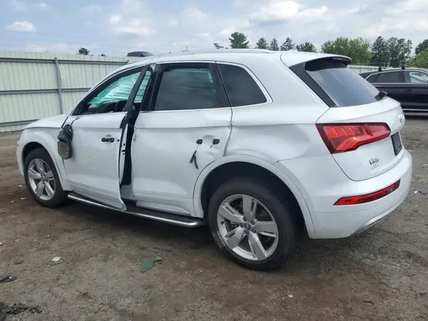 WA1BNAFY5K2018377 2019 AUDI Q5 - Image 2
