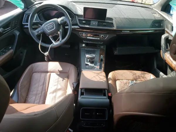 WA1BNAFY5K2018377 2019 AUDI Q5 - Image 8