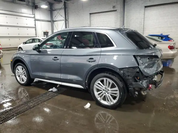 WA1BNAFY5K2019075 2019 AUDI Q5 - Image 2