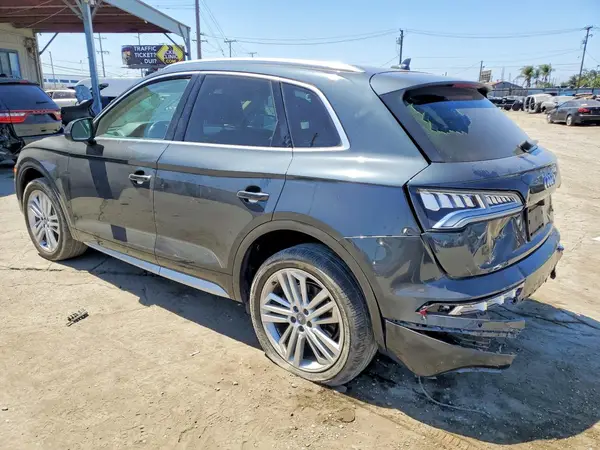 WA1BNAFY5K2022803 2019 AUDI Q5 - Image 2