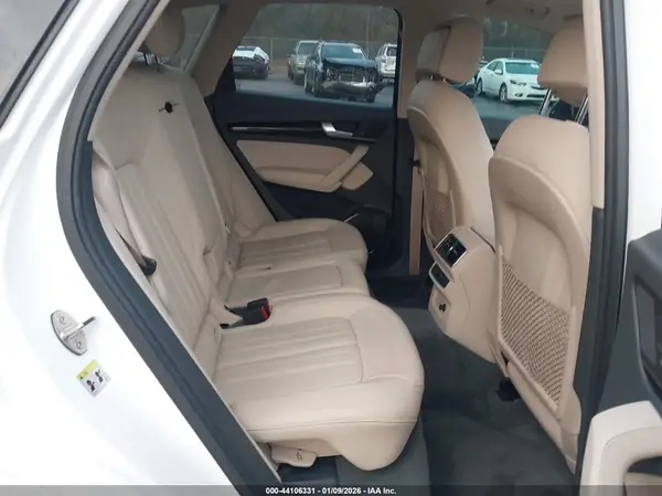 WA1BNAFY5K2027791 2019 AUDI Q5 - Image 8