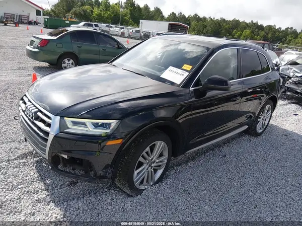 WA1BNAFY5K2028939 2019 AUDI Q5 - Image 2