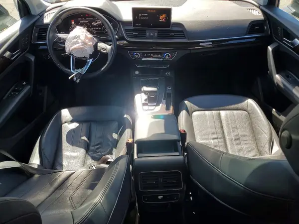 WA1BNAFY5K2032070 2019 AUDI Q5 - Image 8