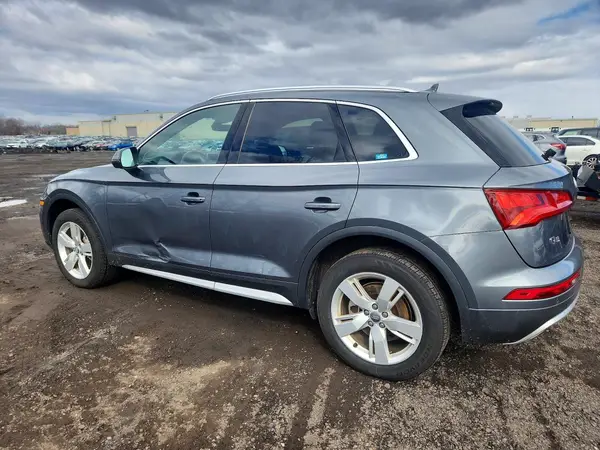 WA1BNAFY5K2034014 2019 AUDI Q5 - Image 2
