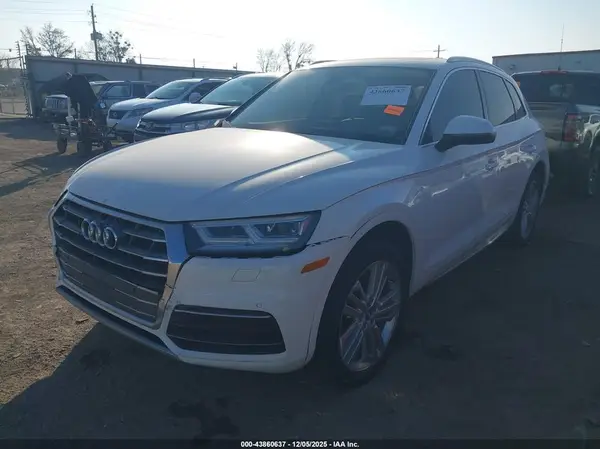 WA1BNAFY5K2036443 2019 AUDI Q5 - Image 2