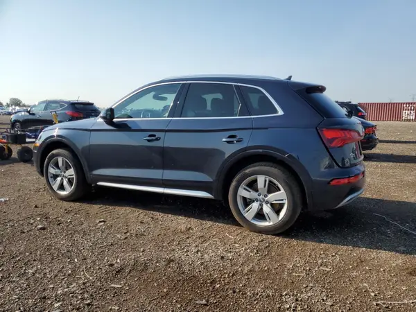 WA1BNAFY5K2039486 2019 AUDI Q5 - Image 2