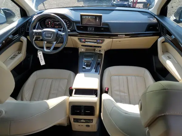 WA1BNAFY5K2039486 2019 AUDI Q5 - Image 8