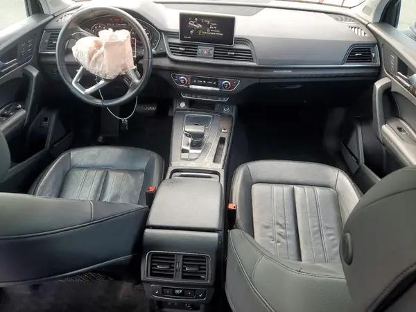 WA1BNAFY5K2040492 2019 AUDI Q5 - Image 8