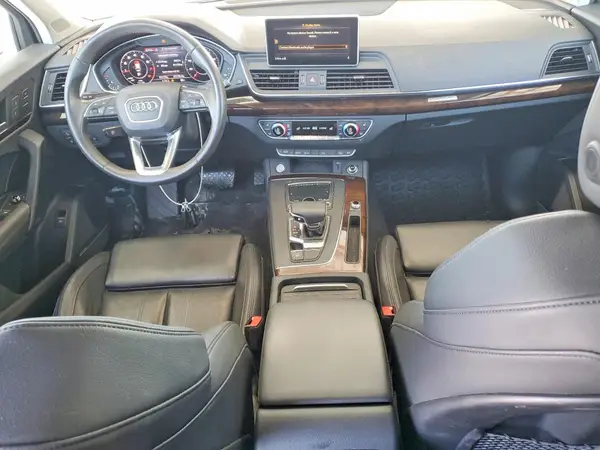WA1BNAFY5K2041562 2019 AUDI Q5 - Image 8