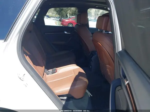 WA1BNAFY5K2042999 2019 AUDI Q5 - Image 8