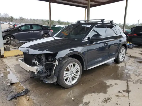 WA1BNAFY5K2043652 2019 AUDI Q5 - Image 1
