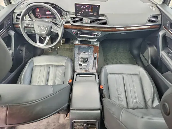 WA1BNAFY5K2052531 2019 AUDI Q5 - Image 8