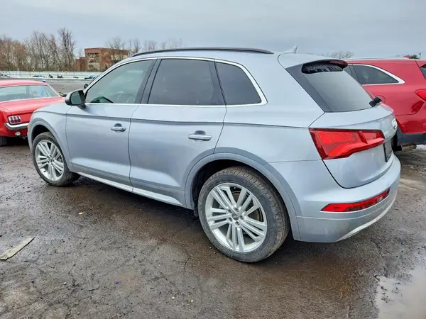 WA1BNAFY5K2059785 2019 AUDI Q5 - Image 2