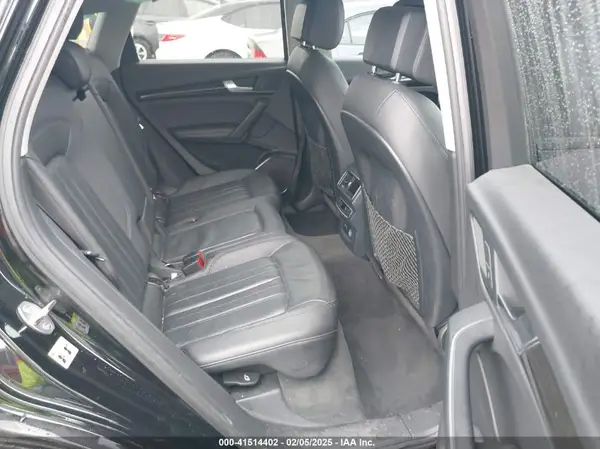 WA1BNAFY5K2061035 2019 AUDI Q5 - Image 8