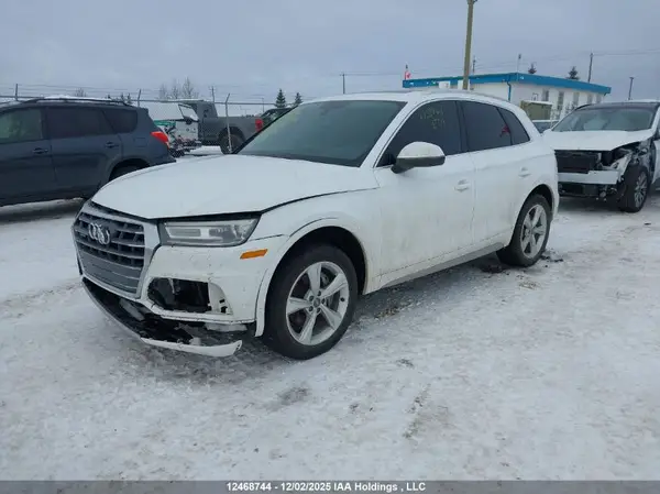 WA1BNAFY5K2064369 2019 AUDI Q5 - Image 2