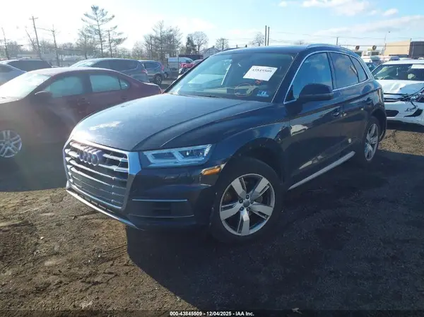 WA1BNAFY5K2078577 2019 AUDI Q5 - Image 2