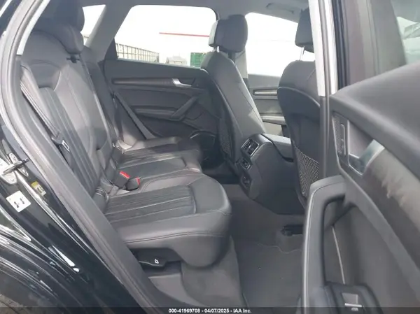 WA1BNAFY5K2079938 2019 AUDI Q5 - Image 8