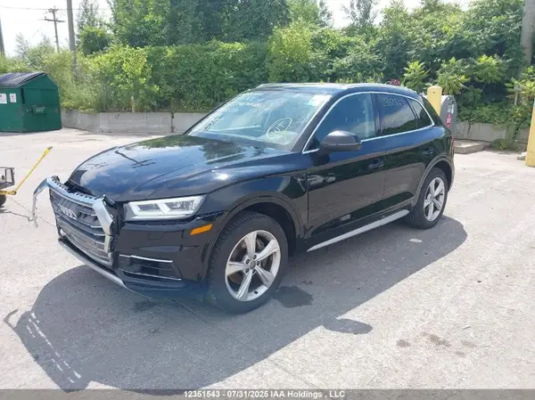 WA1BNAFY5K2080037 2019 AUDI Q5 - Image 2
