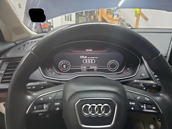 WA1BNAFY5K2083360 2019 AUDI Q5 - Image 8