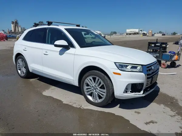 WA1BNAFY5K2085254 2019 AUDI Q5 - Image 1