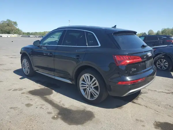 WA1BNAFY5K2085626 2019 AUDI Q5 - Image 2