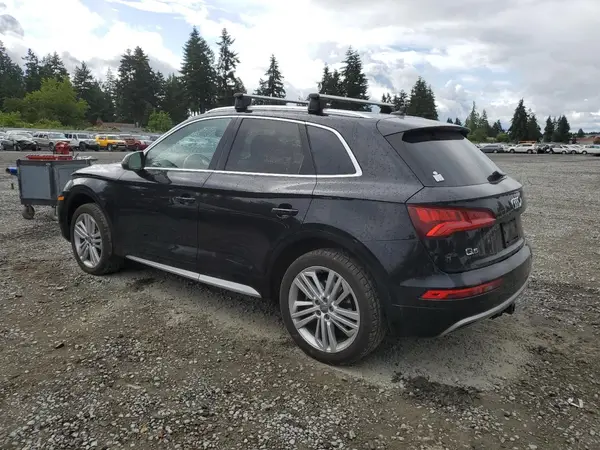 WA1BNAFY5K2093273 2019 AUDI Q5 - Image 2
