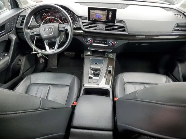 WA1BNAFY5K2096528 2019 AUDI Q5 - Image 8