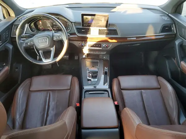 WA1BNAFY5K2106216 2019 AUDI Q5 - Image 8